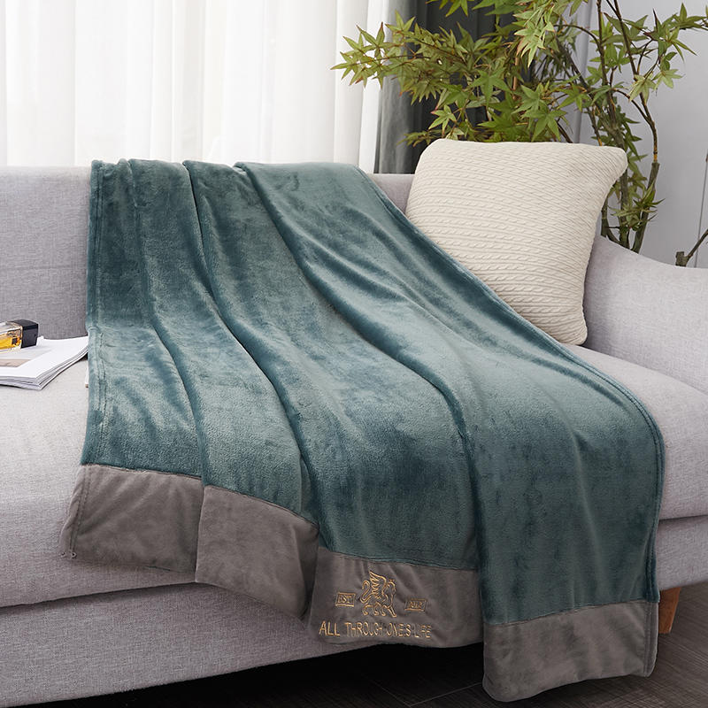Softness Throw Blanket 100% Polyester