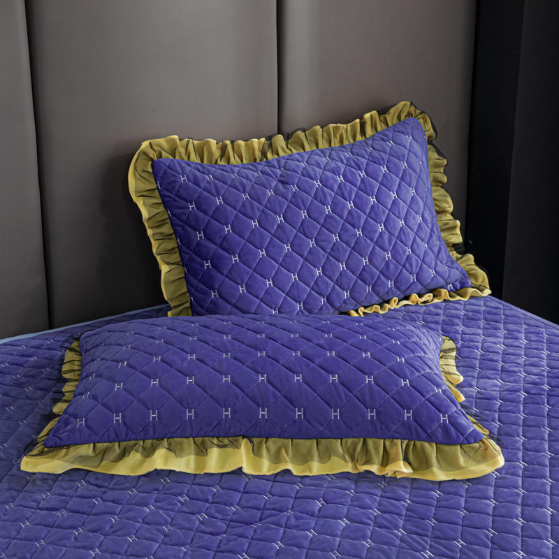 King Bed Deep purple Bedspread