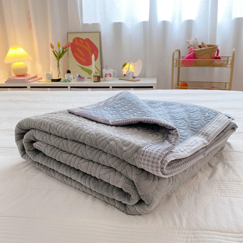grey Quilt Bedding Set Bedspread