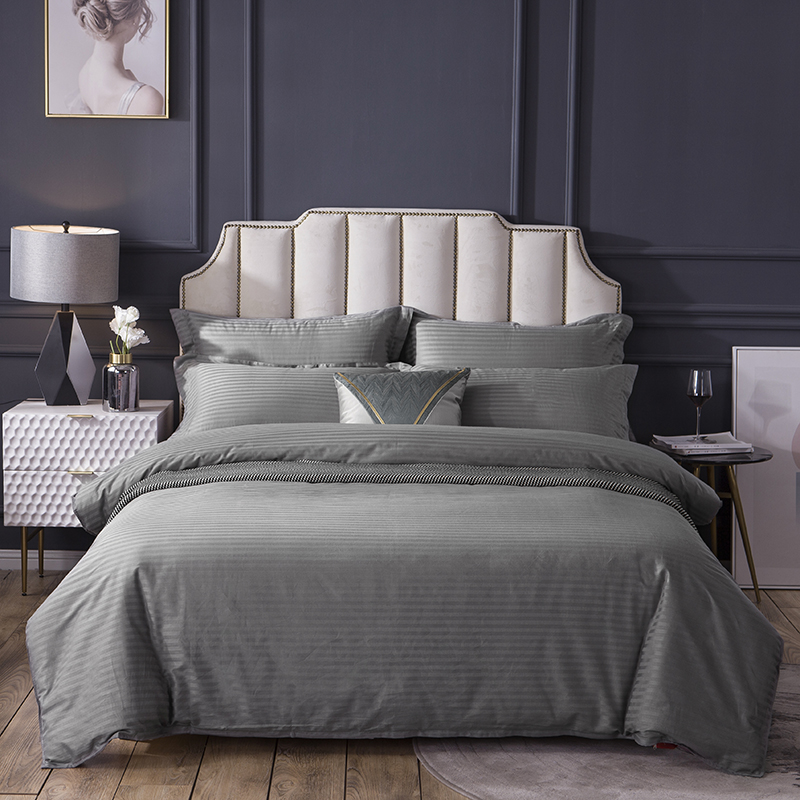 Embroidered Comforter Set Hotel White