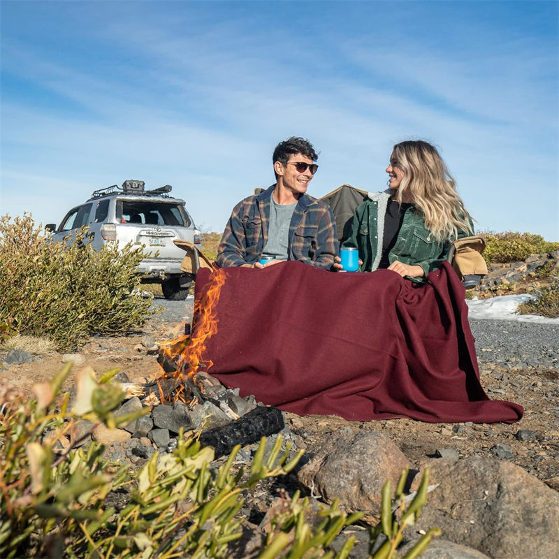  70% Wool Polyester 79×79 inches Blanket