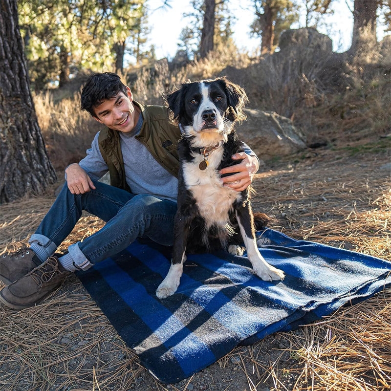 Blue Buffalo 550g 90% Germ - Free Emergency Aid Blanket