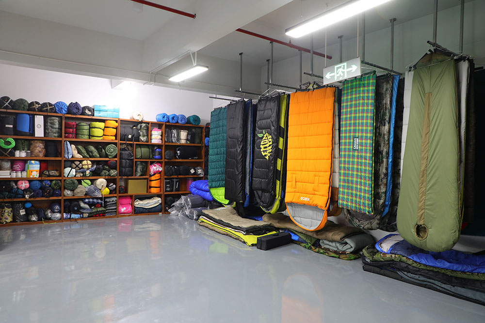 emergency sleeping bag bulk procurement