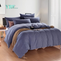 الملكة المعزي ورقة مجموعات