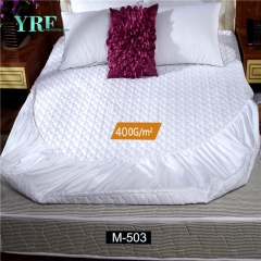 مرطب مضاد للجراثيم حامي فراش