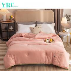 الصفحة الرئيسية لحاف من البوليستر