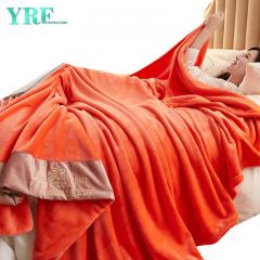 بطانية قطيفة