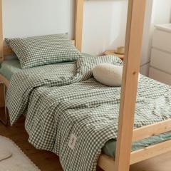 أغطية أسرة مدرسية بيضاء،