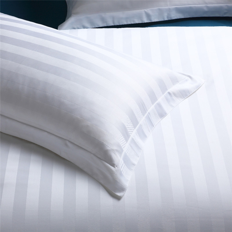 كيفية إزالة بقع الدم من الملاءات البيضاء؟