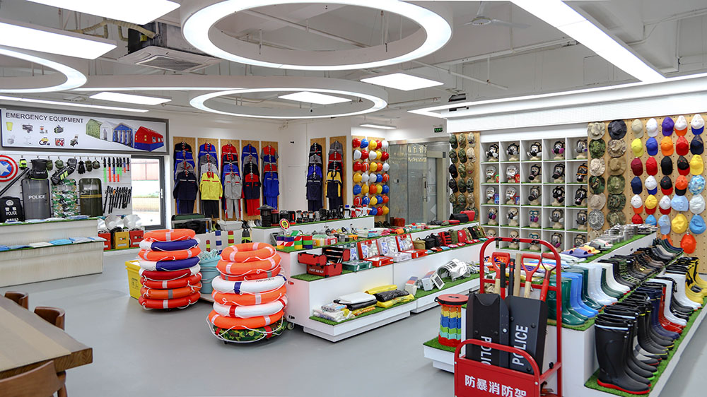 Chinese Factory B2B Wholesale Waterproof Rescue Equipment (Colombia Market): 40cm Ground Clearance + Hollow Fiber Insulation + Closed-Cell Waterproof, ISO Certified for Rainy Season Rescue Scenarios